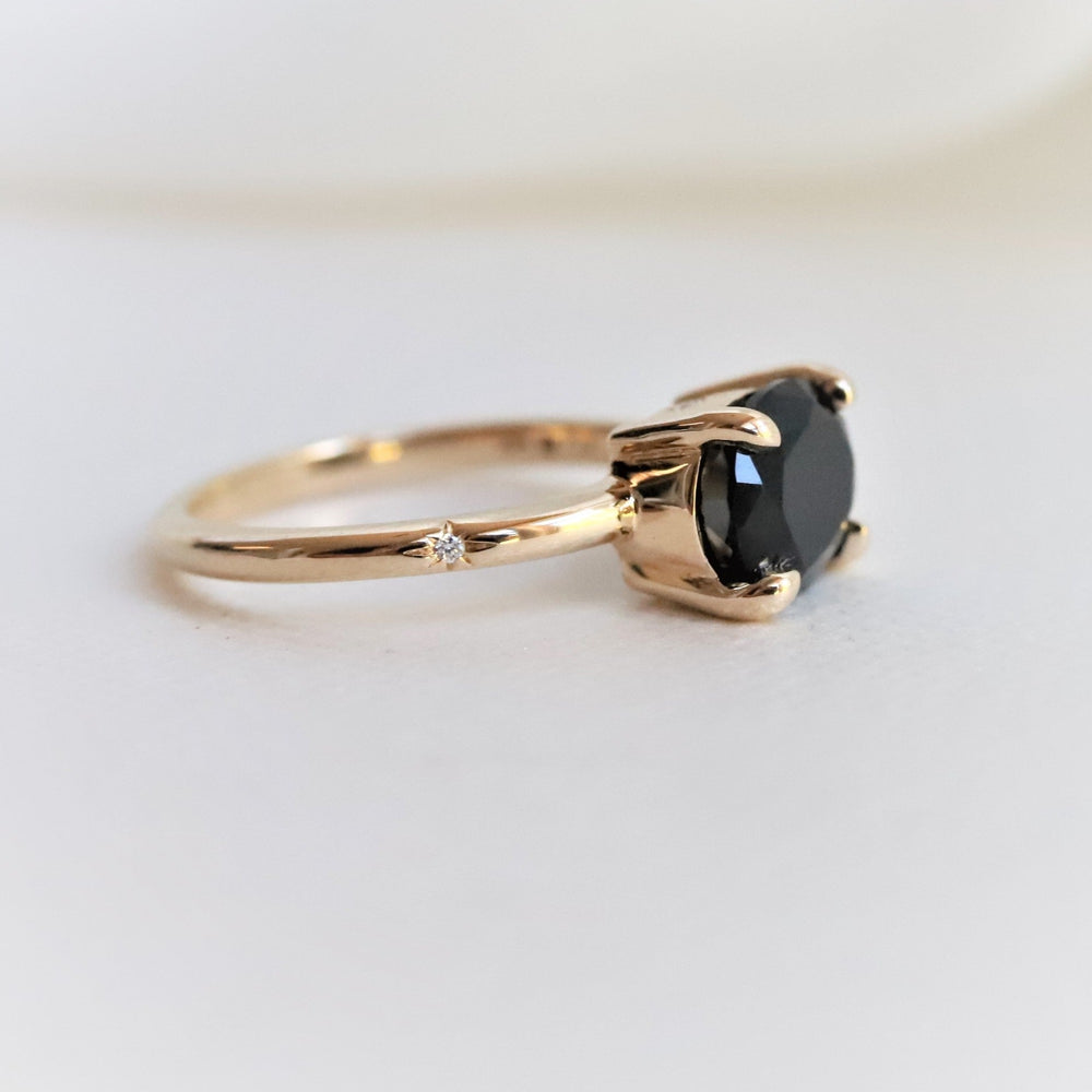 Stella | 14K Oval Black Onyx Hidden Star East West Ring