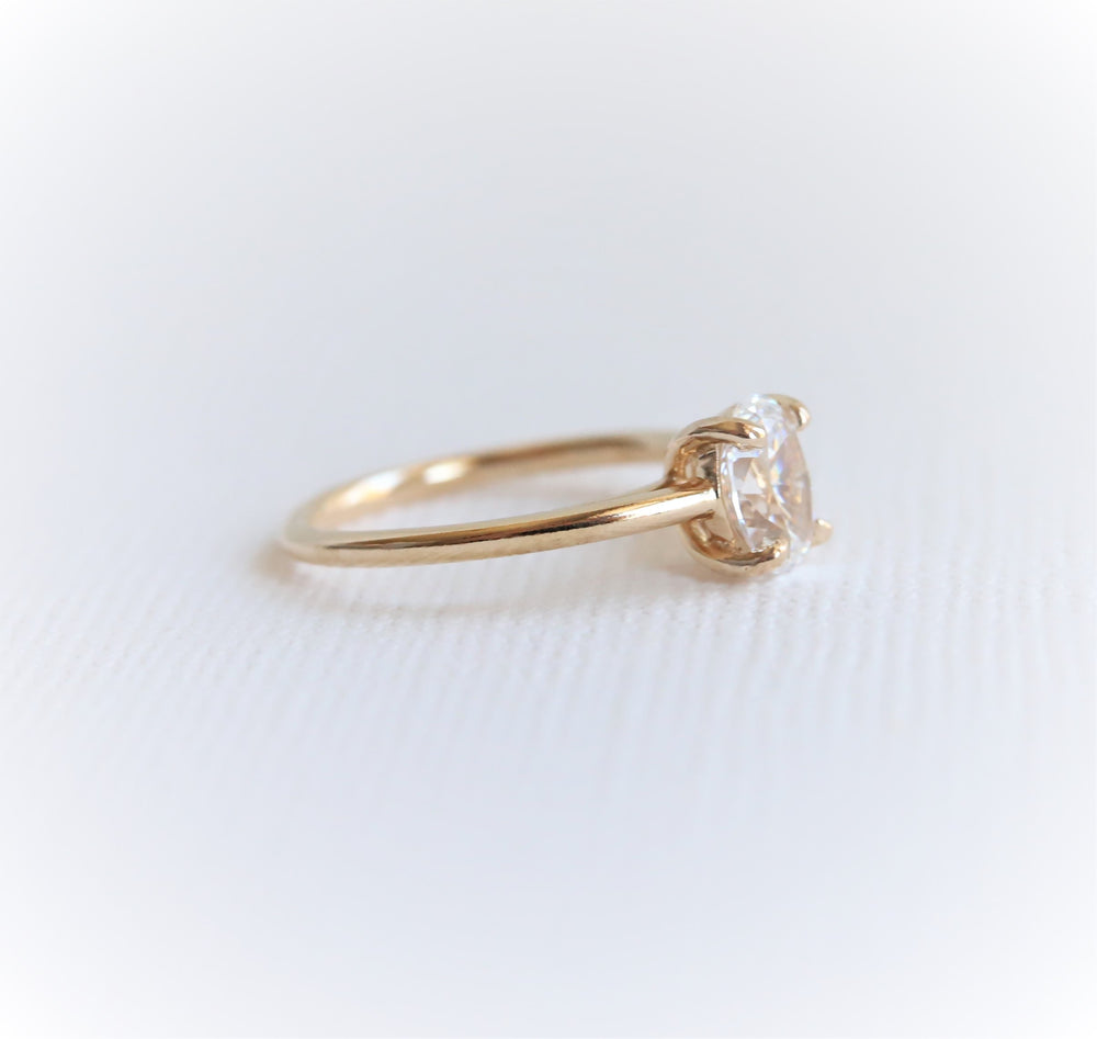 AVA | 0.8 ct Oval Dainty Cathedral Solitaire Ring