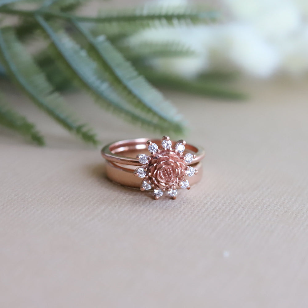 ROSE Halo Ring | Rose Ring With Diamond Halo